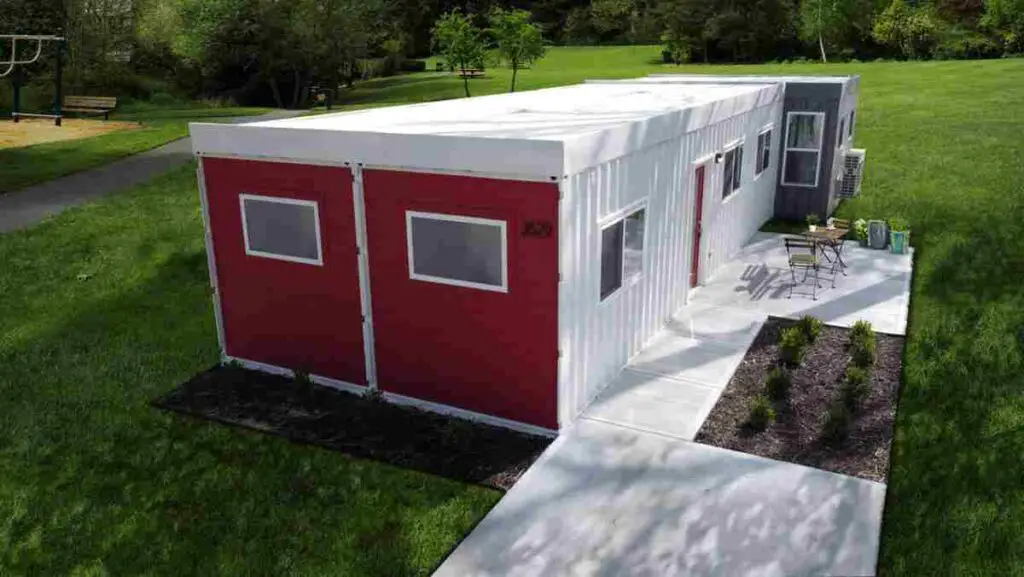 Family Matters 2 Bedroom by Custom Container Living 2