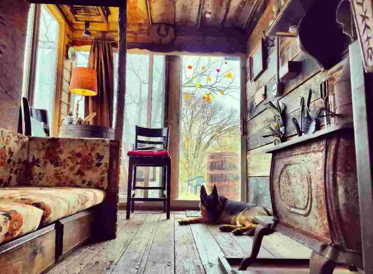 Inside look at Rustic shipping Container Cabin on Beautiful Farm Near Ark, Kentucky