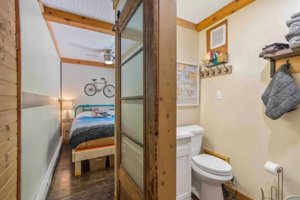 bathroom and bedroom of intermodal container Home near Tuscarawas River, Ohio