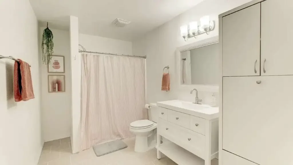 Full bathroom in a shipping container home in Claremore, Oklahoma, US
