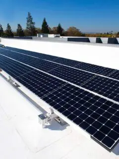 Do solar panels work on commercial buildings