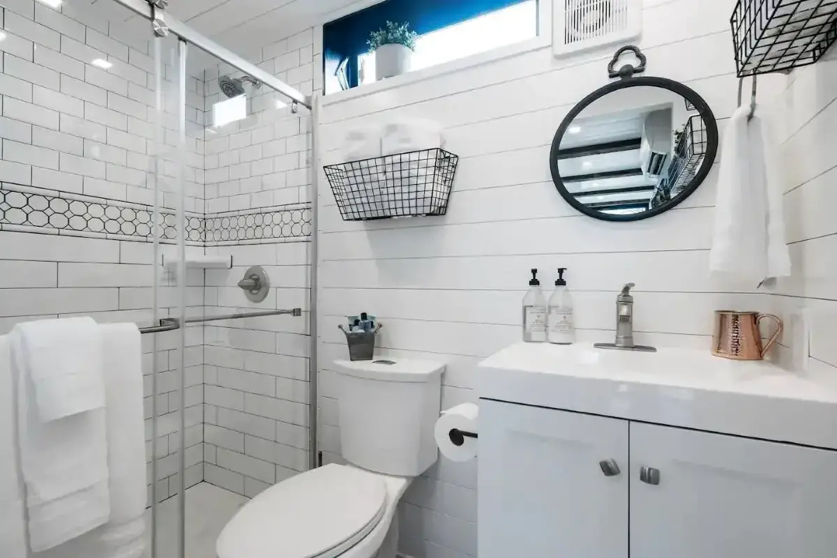 Full bathroom of a shipping container home in Waco, Texas, United States