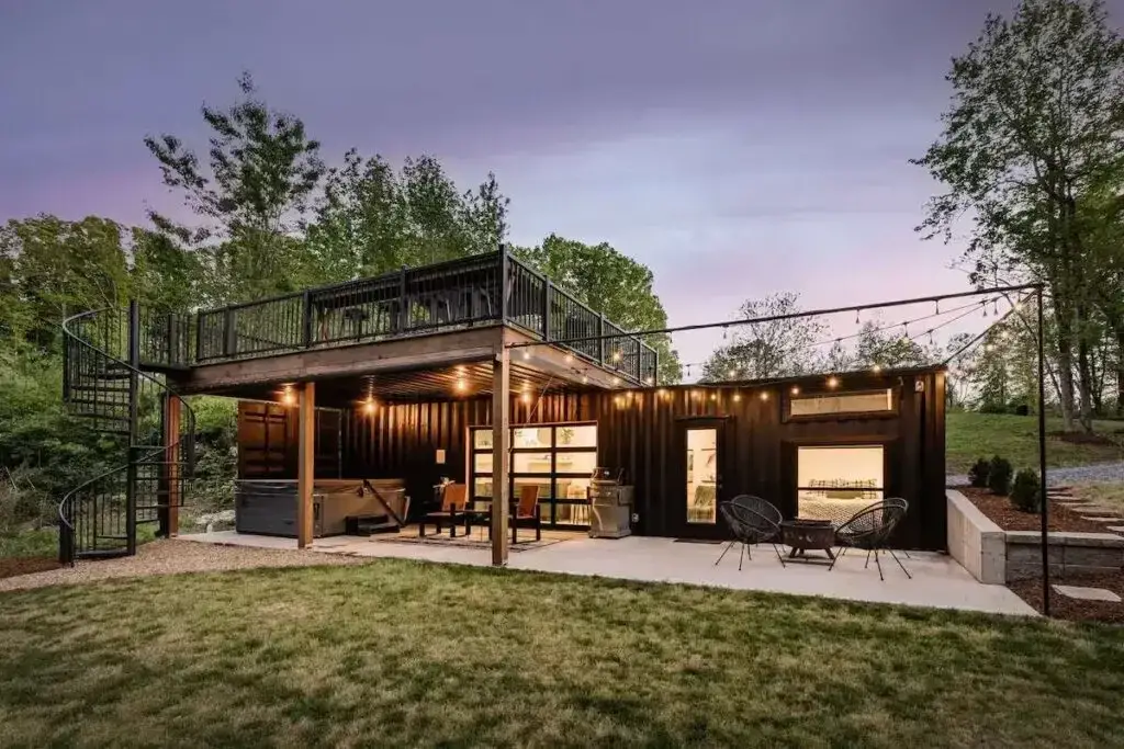 Shipping container home in Columbus, North Carolina, United States