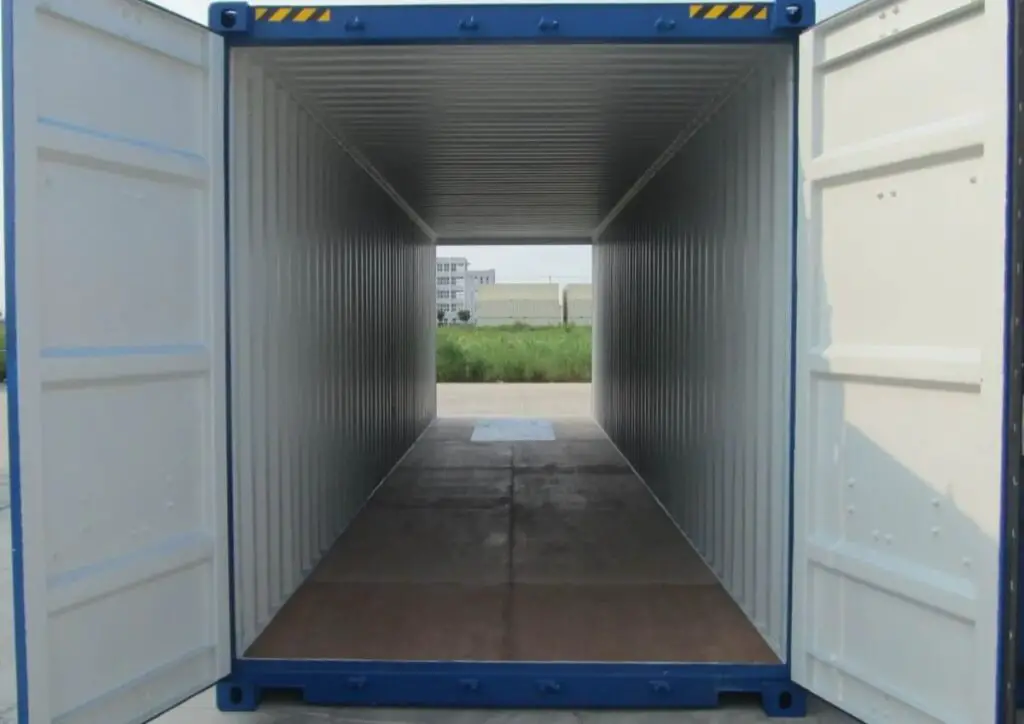 Tunnel shipping container