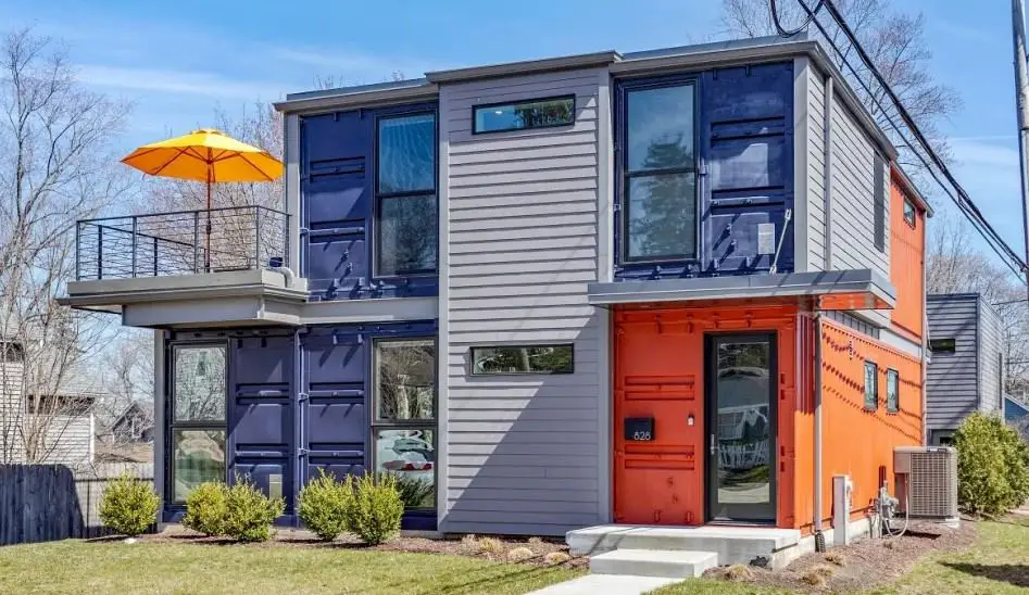 Shipping container homes in St. Charles Chicago