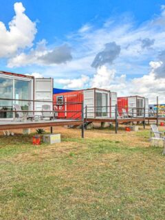 Flophouze shipping container hotel in Texas