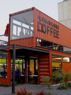 Shipping container modular restaurant in New Zealand